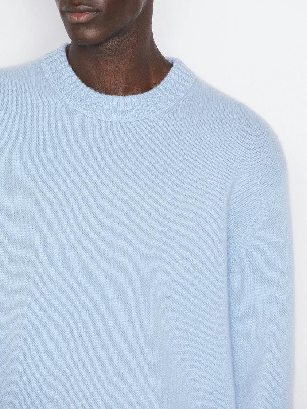 sweater detail view alt:size alt:fit1